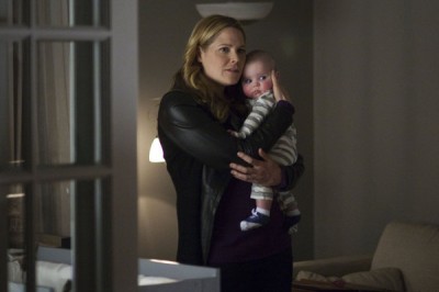 Mary McCormack with her character's newborn, Norah, in the season premiere