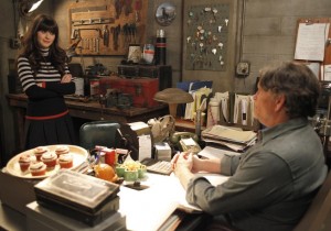 NewGirl_Landlord-Sc14_0048