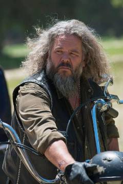 SONS OF ANARCHY Orca Shrugged -- Episode 505 (Airs Tuesday, October 9, 10:00 pm e/p) -- Pictured: Mark Boone Junior as Robert 'Bobby' Munson -- CR: Prashant Gupta/FX