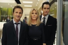 Mark-Paul Gosselaar as Peter Bash, new cast mate Heather Locklear as Regina King, and Breckin Meyer as Jared Franklin