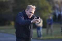 Noah Emmerich as FBI Agent Stan Beeman in Episode 13 - "The Colonel"