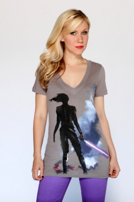 Ashley is excited to finally offer a Jaina Solo shirt! Featuring the amazing art by John VanFleet for the novel Sword of the Jedi this tee features the strong female character from the EU! Available exclusively on Friday of the convention, every purchase of this shirt at SDCC will receive a free book, Choices of One by Timothy Zahn, courtesy of Del Rey. This shirt will also be available for purchase online but for a limited time only.