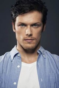 Sam Heughan set to portray Jamie Fraser in Starz new series "Outlander"