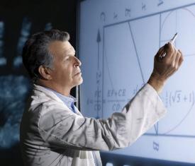 John Noble - Fringe. Photo Cr: ©2012 Fox Broadcasting Co. All Rights Reserved.