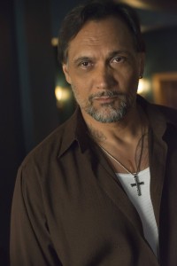 Nero (Smits) find himself in deeper trouble thanks to his business association to SAMCRO.