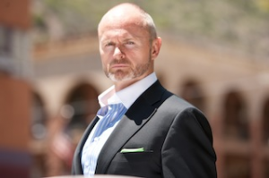 Shane Green - Resort Recon - Travel Channel