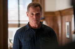 Jason Beghe as Sgt. Hank Voigt in "Stepping Stone," episode 101