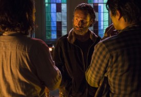 Maggie and Glenn are making a mistake. The group should always stay together.