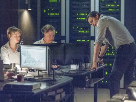 Redmond and Quinn do their best to track Saul.