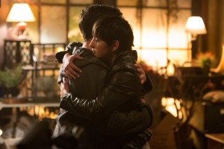 Wonder Grimm Powers, Activate! Now Portland has their two Grimms again!