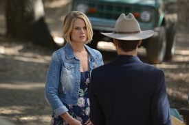 Raylan has put the fear into Ava making her think Boyd might of set her up in finding the documents.
