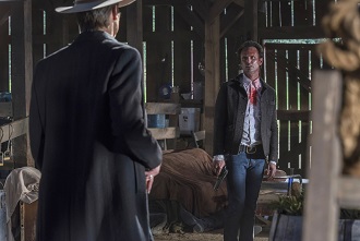 Boyd faces off with Raylan who's more than ready to put him down.