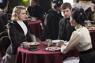 Victor introduces his "second cousin" Lily to Vanessa over tea. Vanessa sees how take Victor is with Lily even though he won't admit it to himself.