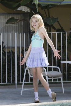 Shree Crooks as Audrey in Ray Donovan (Season 3, Episode 01). - Photo: Michael Desmond/SHOWTIME - Photo ID: RayDonovan_301_4299.R