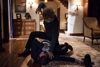 Frankie tries to kill Troyer but is foiled by his so-called savior...Emily draws the line when someone tries to kill her dad.