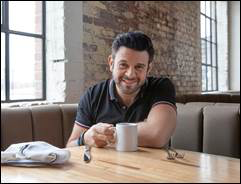 Adam Richman - MAN FINDS FOOD Season 2