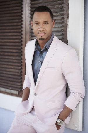 Terrence "J" Jenkins is set to host Coupled ©2016 Fox Broadcasting Co. Cr: Michael Becker/FOX