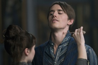 Justine pushes her luck with Dorian. He's much more crafty than she can ever imagine.