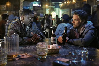 L-R: Satch talks to Frank about his lengthy undercover stint. Pictured (L-R): Mekhi Phifer as Satch and Riley Smith as Frank -- Photo: Bettina Strauss/The CW -- © 2016 The CW Network, LLC. All rights reserved.