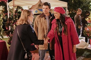 A VERY VINTAGE CHRISTMAS - Lifetime It's a Wonderful Lifetime holiday movie 2019