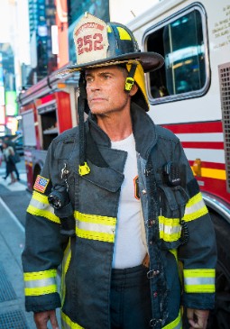 9-1-1: LONE STAR - Rob Lowe - Fox