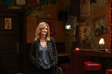 Kyra Sedgwick - 10 Days in the Valley - CALL YOUR MOTHER - ABC