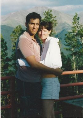 Allison and Rey - Unsolved Mysteries 2020 - Ep 1 - Netflix