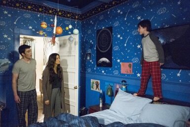 Resident Alien - Season 1 Pilot 09