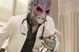 Resident Alien - Season 1, Ep. 2 - Homesick 005