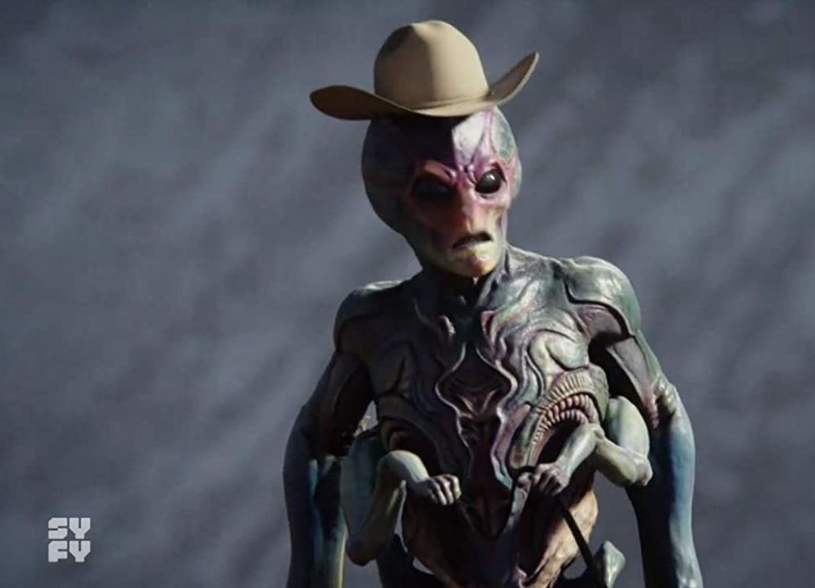 Resident Alien - S01 Ep 3 - Secrets 006