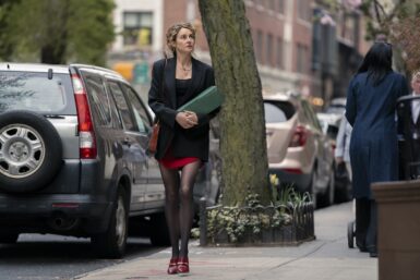 THREE WOMEN - STARZ 002