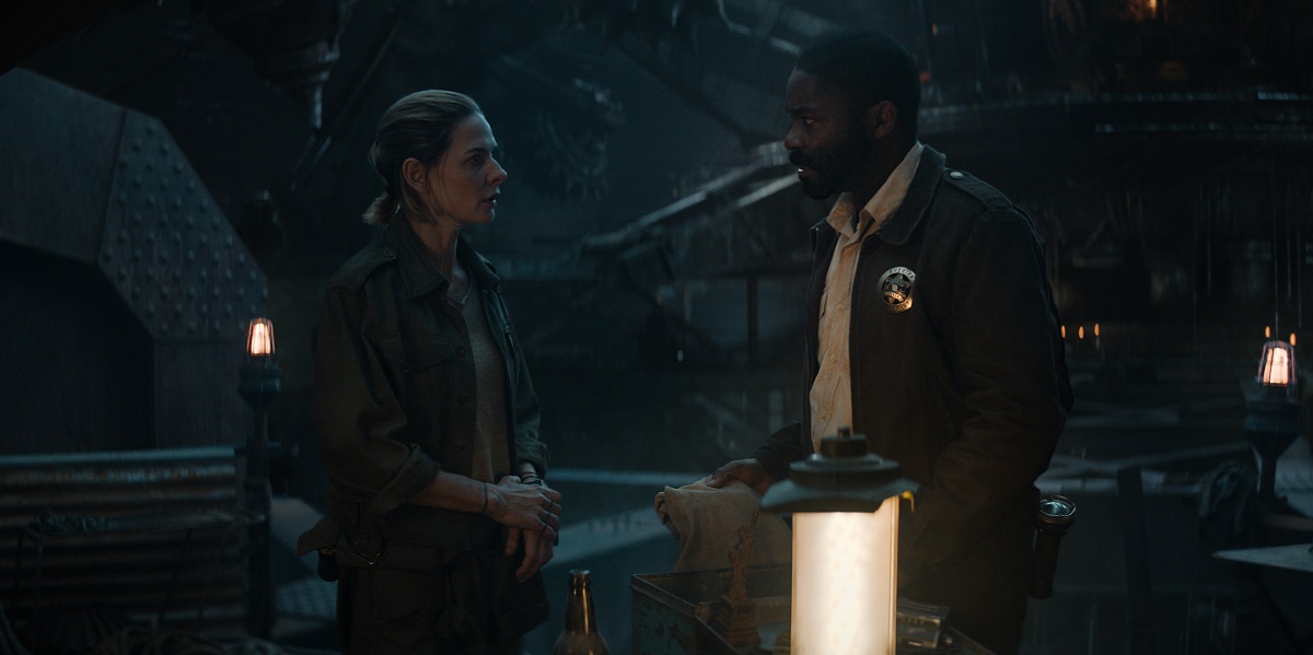 Rebecca Ferguson and David Olyelowo as Juliette and Holston in Apple TV+ SILO -- Photo Courtesy of Apple TV+